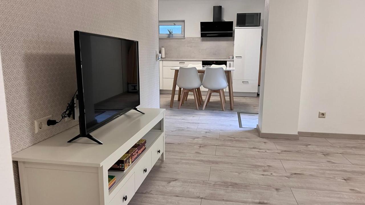 Awad'S White Apartment Руст Екстер'єр фото